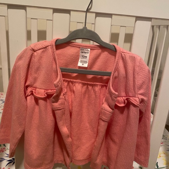 Lot of 2 Carter’s 12 month baby girl sweaters - Picture 3 of 5